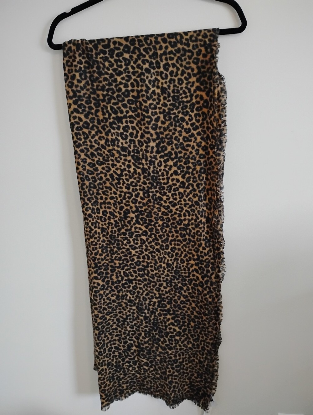 Talbots 100% Wool Scarf. Leopard Print - Brown/Black